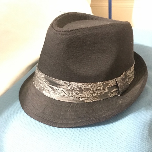 Hat - Picture 3 of 8